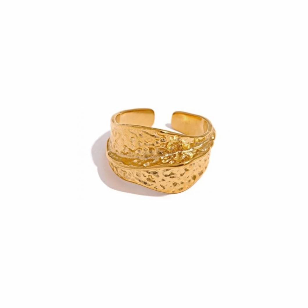 LEO LUXE RING