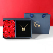 Load image into Gallery viewer, Luxury Four Leaf Clover Pendant Necklace with Gift Box
