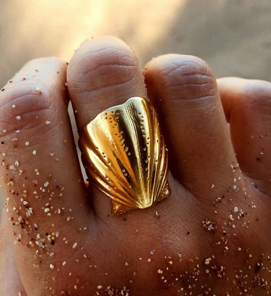 Flat Shell Ring