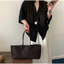 Load image into Gallery viewer, Woven Everyday Underarm Shoulder Bag
