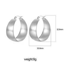 Load image into Gallery viewer, Elegant Chunky Wide Texture Hoop Earring
