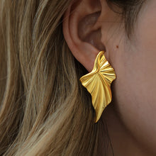 Load image into Gallery viewer, Exquisite Geometry Design Earrings
