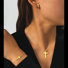 Load image into Gallery viewer, Cross Luxe Jewellery Necklace and Bracelet Set
