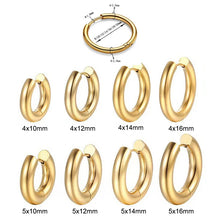 Load image into Gallery viewer, Round Geometric Circle Ear Buckle
