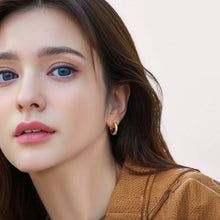 Load image into Gallery viewer, Ribbed Hoop Earrings
