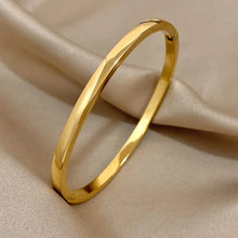 Load image into Gallery viewer, Smooth Stainless Steel Bangle
