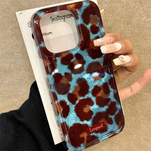 Load image into Gallery viewer, Fashion Smudge Leopard Print Soft Phone Case For iPhone
