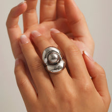 Load image into Gallery viewer, Hollow Out Spherical Chunky Rings
