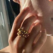 Load image into Gallery viewer, Twist Ring
