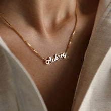 Load image into Gallery viewer, Italy Name Necklace
