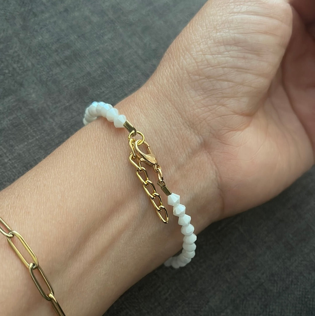 White BEAD Bracelet