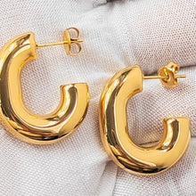 Load image into Gallery viewer, Open Luxe Hoops
