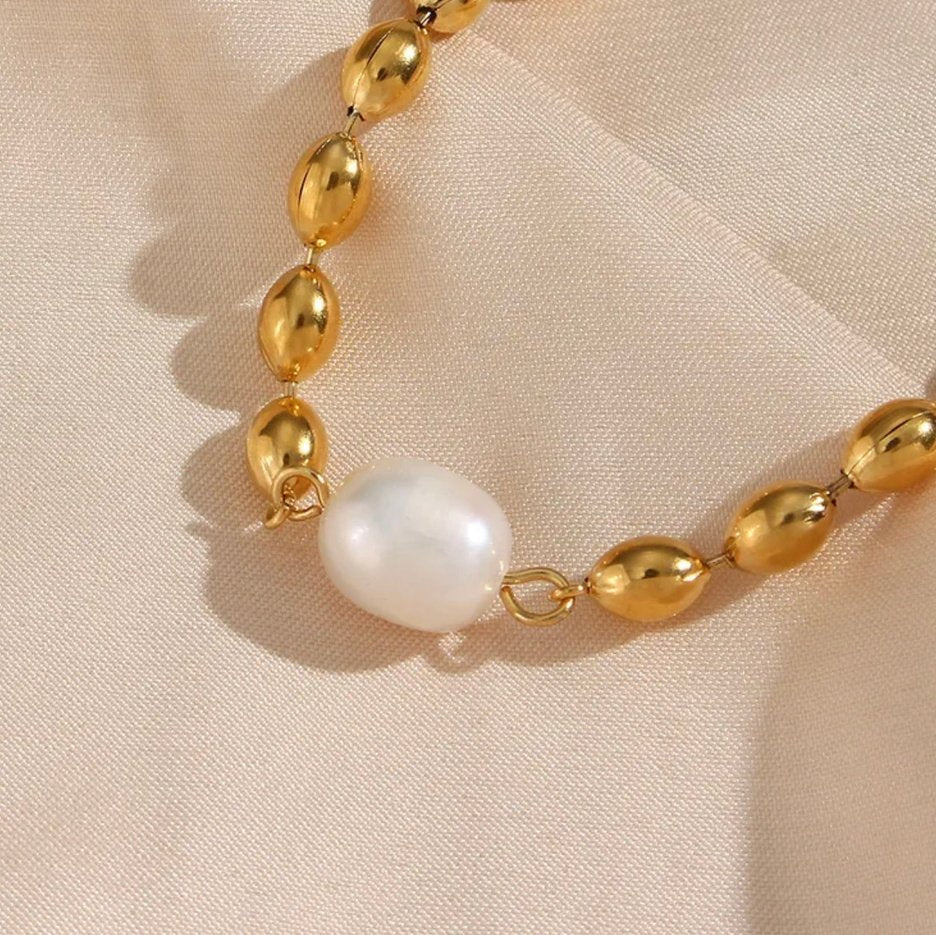 PEBBLE PEARL LUXE NECKLACE