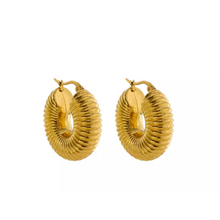 Load image into Gallery viewer, MADGE LUXE EARRINGS
